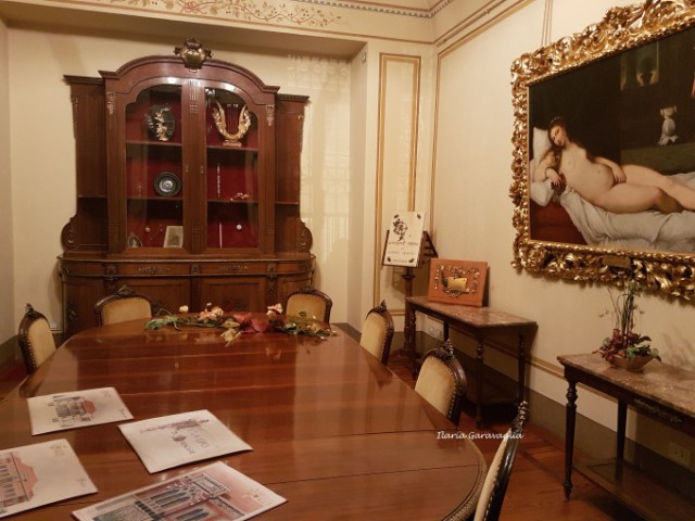 sala-da-pranzo-con-firma