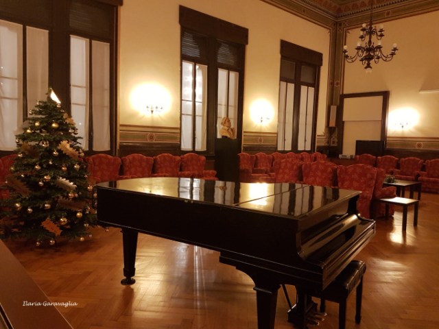 sala-toscanini-con-firma.jpg